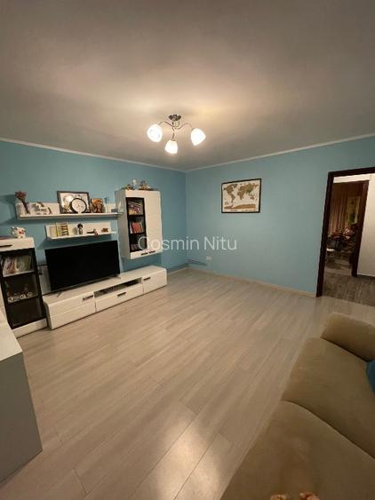 Proprietar 2 camere Aviatiei mobilat renovat centrala proprie Ready to Move - 2