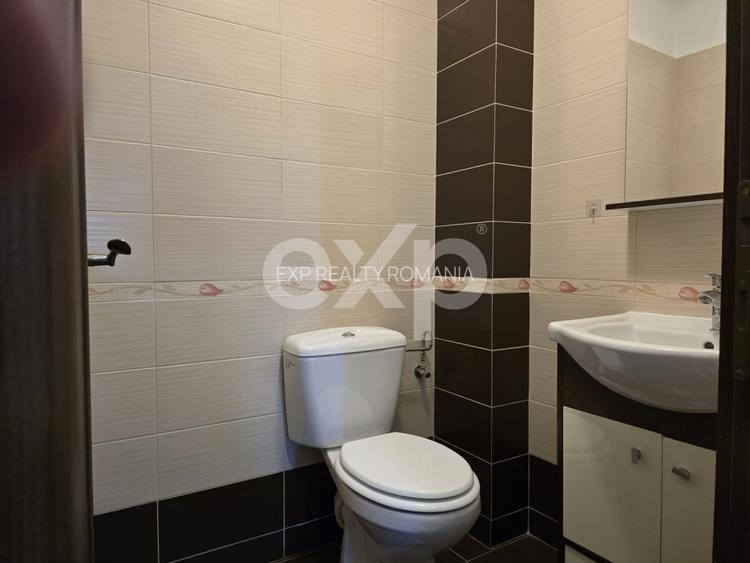 Apartament cu 3 camere de vânzare, cartier FIALD - 9
