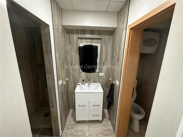 Spatiu de inchirat TCR- Carom Onesti  pentru birouri, activitati comerciale - 4