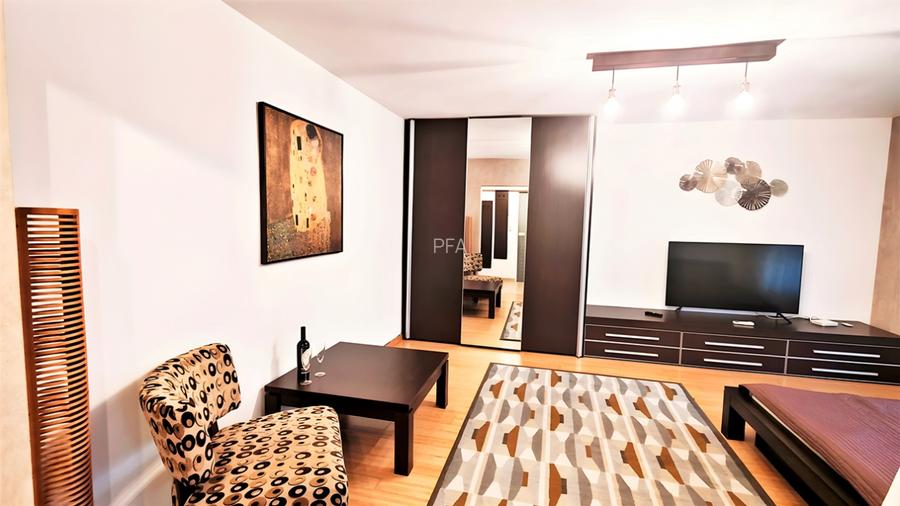 Calea Calarasilor- Hyperion  - Garsoniera bloc mixt- - 2