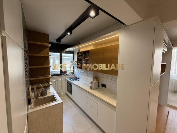 3 Camere de inchiriat | Unirii | Metrou | 2 locuri de parcare - 3