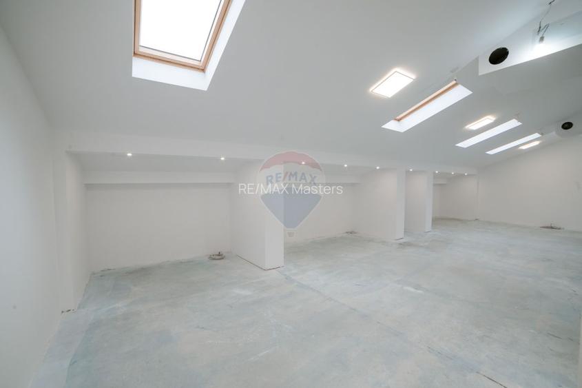 Spațiu comercial ULTRACENTRAL - 10