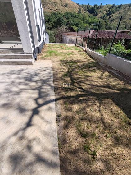 Duplex semifinisat, zona Tautiului Floresti - 6