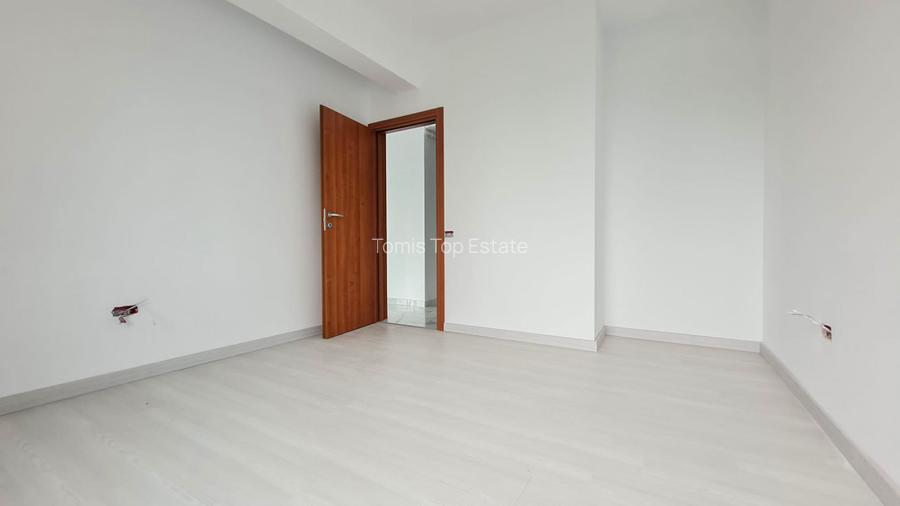 Ideal investitie !Apartament la cheie in Mamaia pe malul lacului - 8