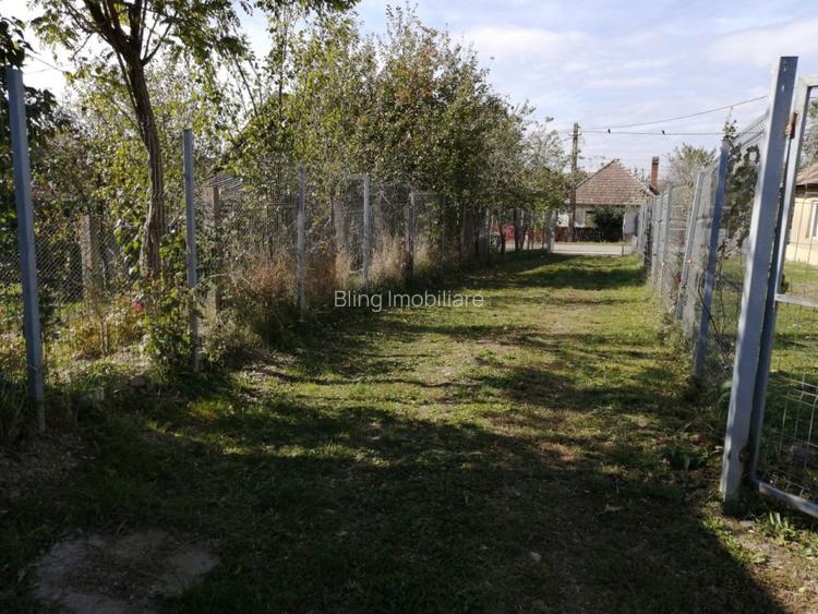 Hala la cheie si teren 4000 mp, Bontida  - 4