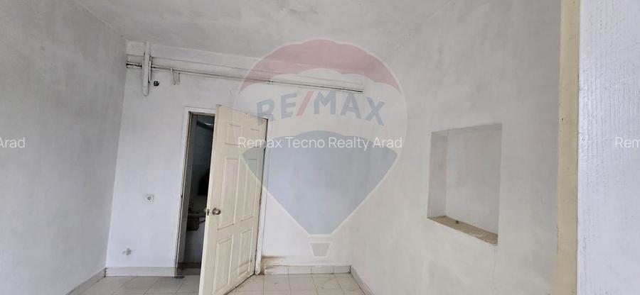 BRUTĂRIE-MOARĂ-LOCUINȚĂ în CHISINDIA - 11