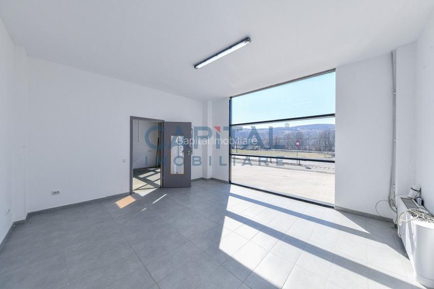 Hala de inchiriat cu spatiu comercial, 1200mp, Baciu, Comision 0% - 5