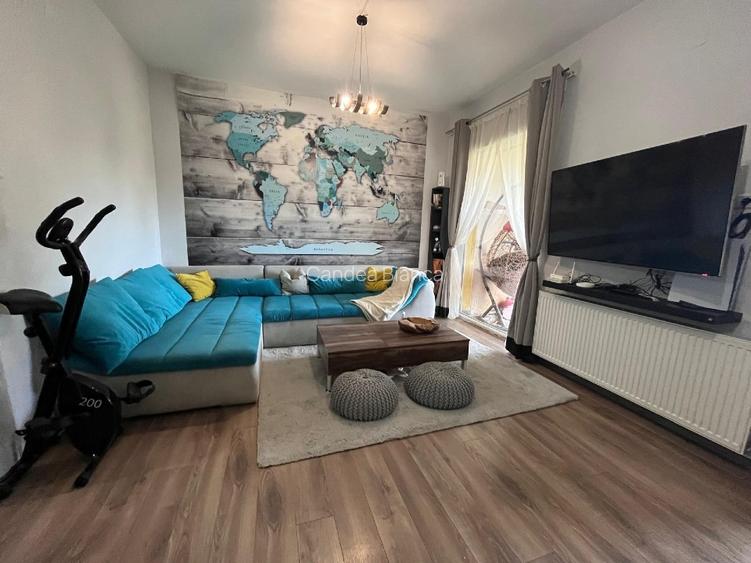 Vand ½ duplex in Ghiroda, 4 Camere, zona excelenta, 2 Locuri de Parcare, AC - 3