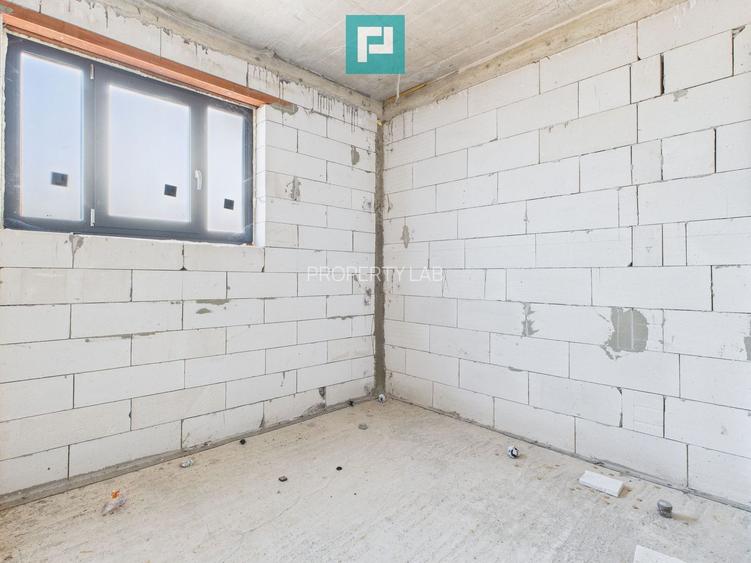 Casă nouă la roșu în Mândruloc - 19