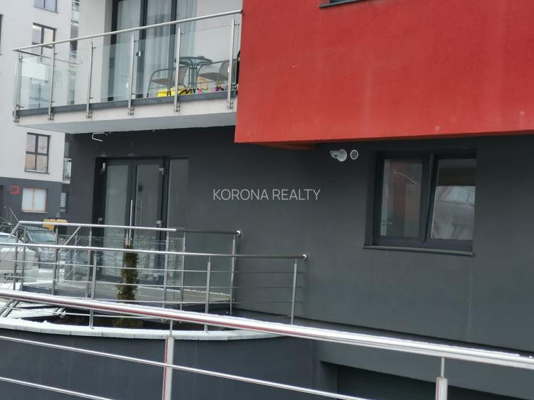 Spatiu comercial de vanzare zona Tractorul bloc nou - 13