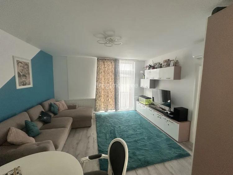 Apartament cu 3 camere, 71 mp, balcon, Baciu - 2