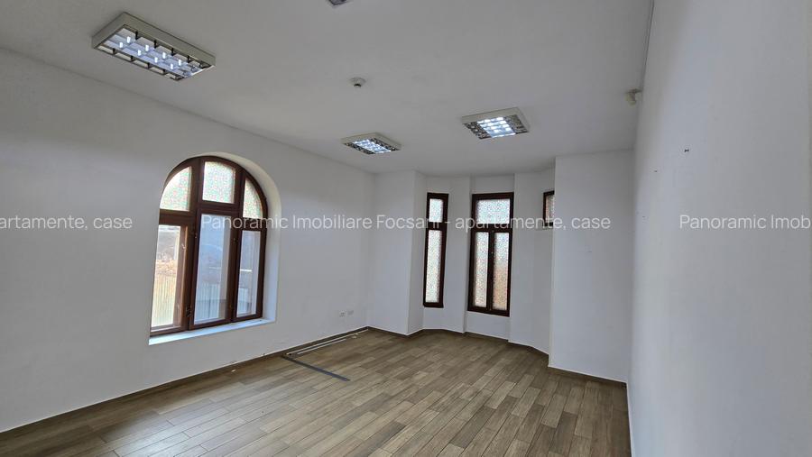 Cladire speciala de VANZARE  sau de INCHIRIAT  ultracentral Focsani - 29