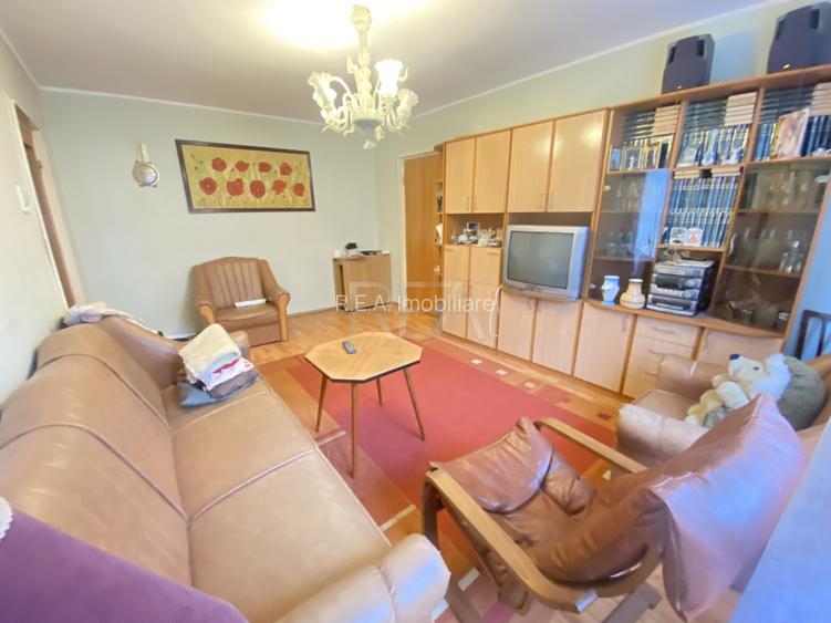 3 Camere- Etaj 2/4- Bloc anvelopat- Bulevardul  Constantin Brancoveanu - 2
