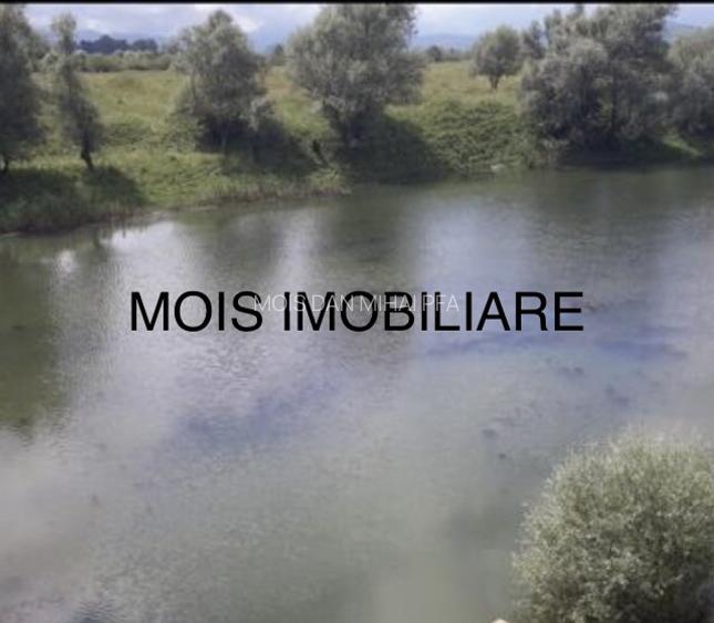 VAND TEREN  CU LACURI LA AVRIG - 4