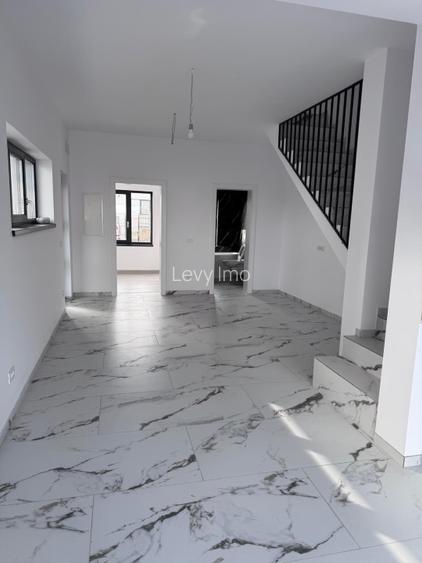 1/2 duplex direct de la proprietar comision 0%  - 10