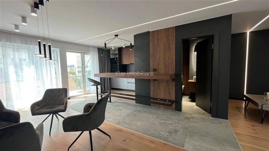 PENTHOUSE 3 camere,115mp terasa,parcare,zona Dedeman,panorama deosebita - 14