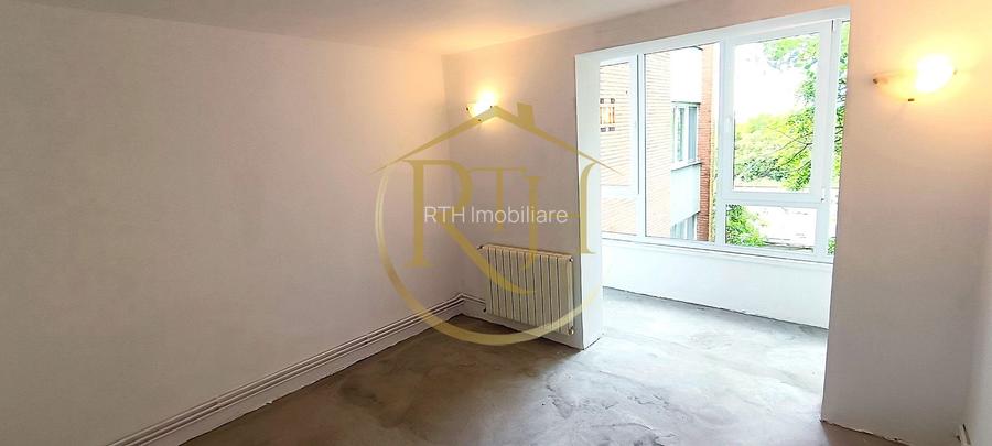 De vanzare apartament 2 camere zona centrala, comision ,,0" - 4