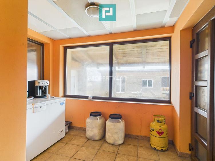 Casă individuală spațioasă, la 10 km de Timișoara - 37