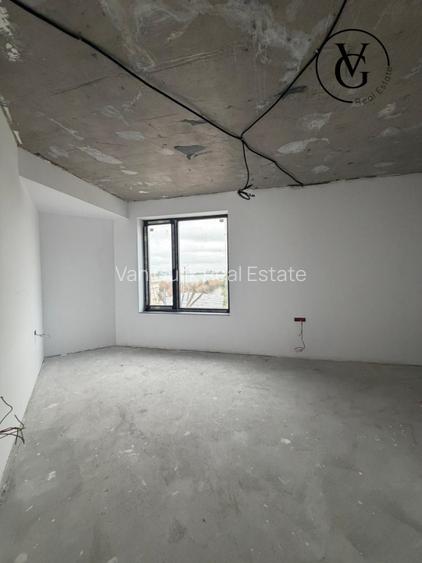 Vila noua  | vedere la lac | Constanța, Palazu Mare - 3