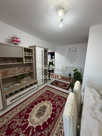 Apartament decomandat, 2 camere, de vânzare, zona Center Nemeș! - 2