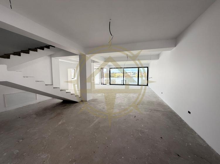 DOM00448 - Vila cu piscina infinity si iesire la lacul Snagov - 4