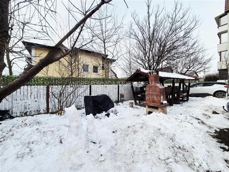 Apartament cu 2 camere de inchiriat, parcare inclusa - 12