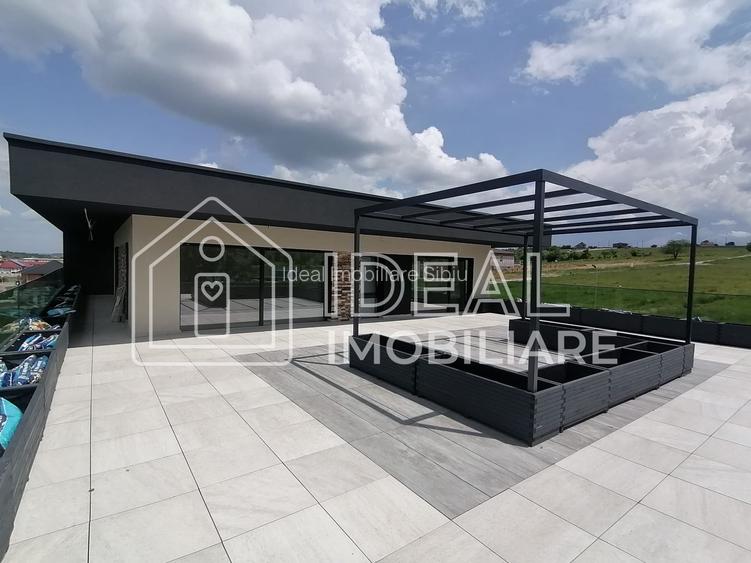Casa  Exclusivista cu piscina si 1200 mp de teren, in Cisnadie - 5