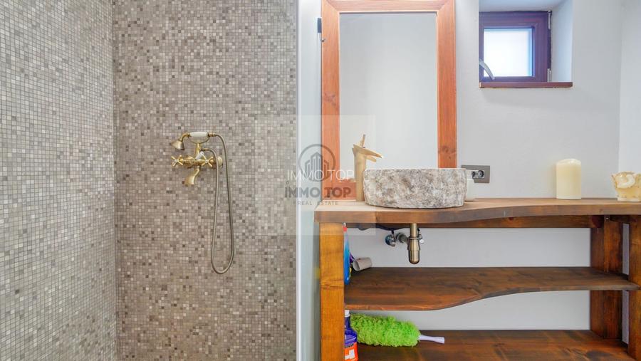 Casa de vanzare in centrul Brasovului - curte privata si pivnita - 16