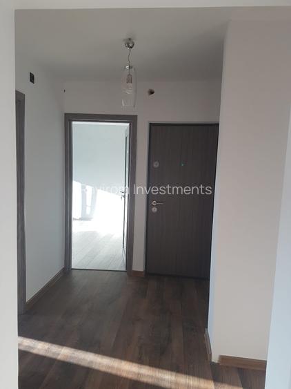 Apartament doua camere, decomandat, etaj 4, cu sarpanta, renovat modern, stradal - 4