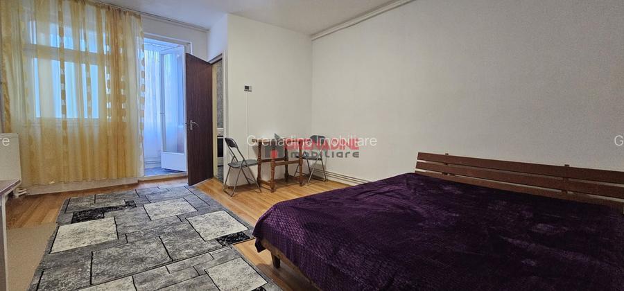 Garsoniera 30 mp - Centrul Civic - Str. Harmanului - Cod intern 2015 - 6