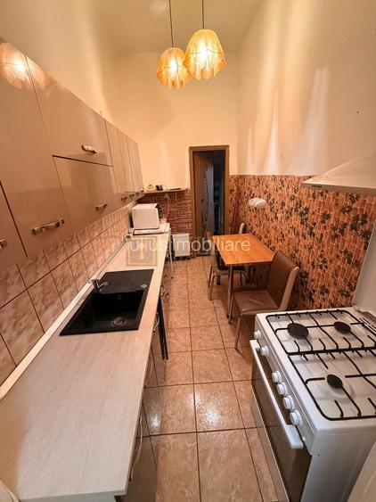 2 camere| Iosefin-vis a vis de Bega |zona superba| loc de parcare| curte comuna| - 5