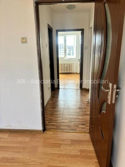 Calea Grivitei--Metrou Grivita,apartament 3 camere  nemobilat/semimob - 16