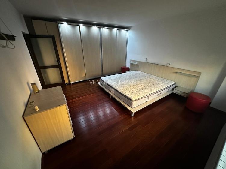 Decebal -Muncii-Piata Alba Iulia - 5