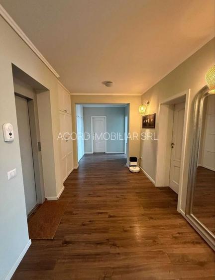 Apartament 3 camere Poarta 6 - 2
