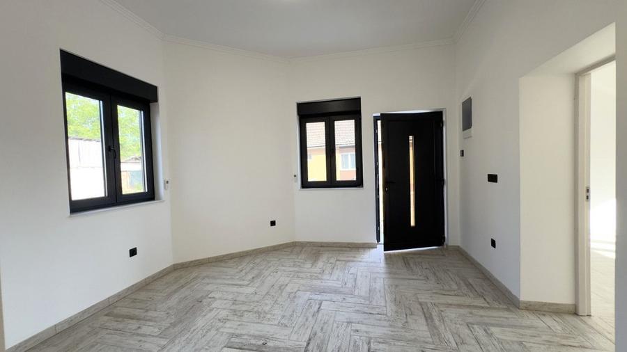 SUPER OFERTĂ! Casă 3 camere 154 mp, Teren 630 mp - Str. T. Vladimirescu - Carei