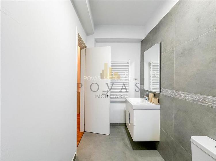 Vanzare Casa 5 Camere Pipera Rond OMV - 24