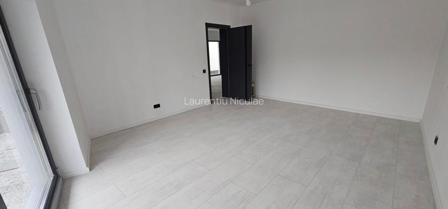 TINERETULUI PARC ( LANGA DOMENIUL MARȚIȘOR ) - 7