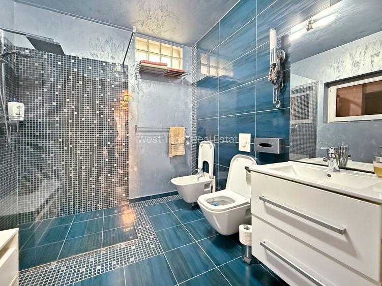 Două case separate , utilizare mixtă– rezidențial & comercial. - 7