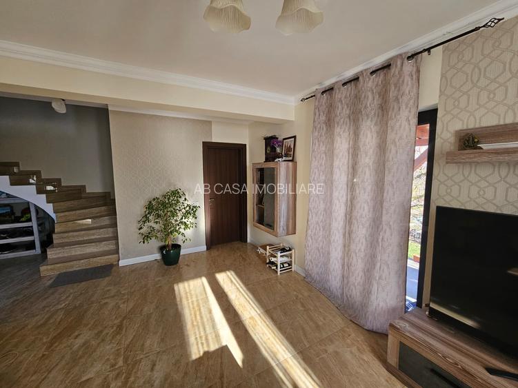 Casă înșiruită nouă, P+E, 2 locuri de parcare, în Giarmata (TM), comision 0 - 9