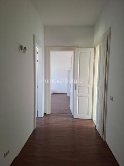 De Vanzare Apartament Cladire istorica - 4