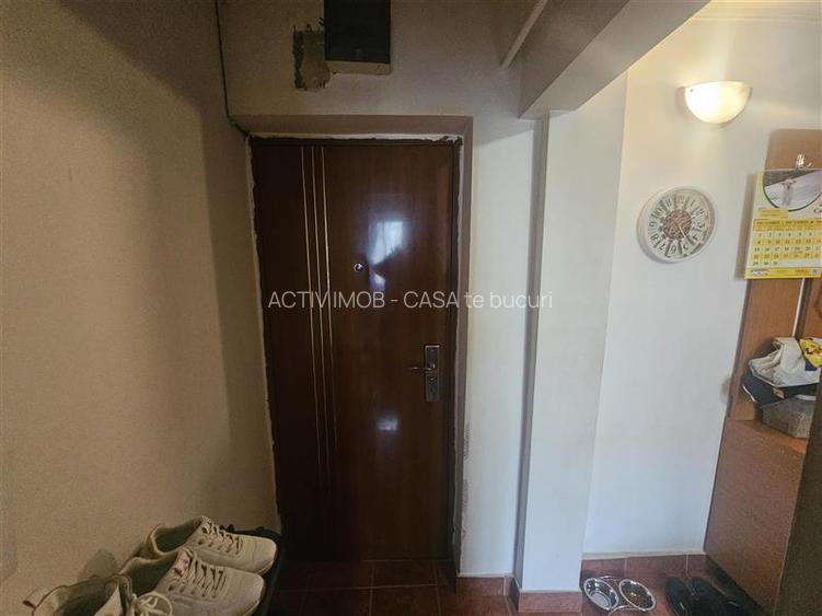 Resita, 3 Cam. Mobilat+Utilat, Et. 2, Micro 3 - 21