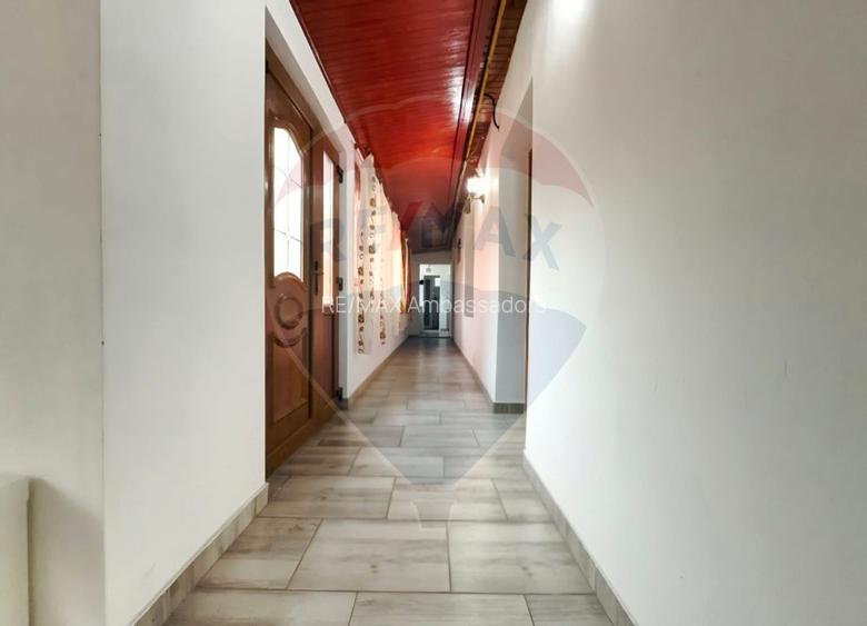 Casă de vanzare in zona Dâmbovița - 10