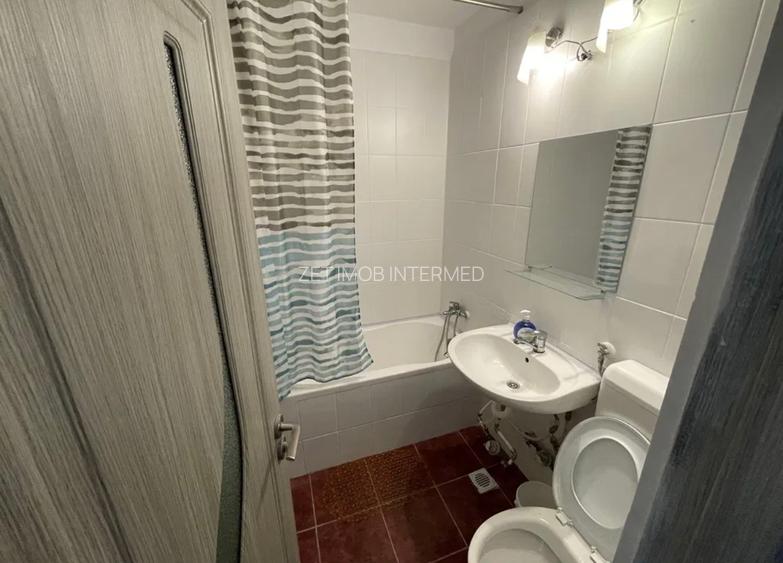 2 camere Crangasi - bld. Constructorilor - 7