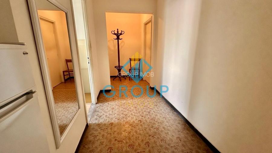 De vanzare 2 camere semi-decomandate , strada Letea , Bacau , etaj 1 din 4 - 3