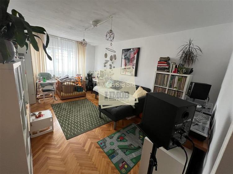 Vand apartament 2 camere decomandat cu balcon zona Dioda - 5