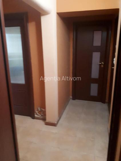 Apartament 4 camere Mazepa1 et3/4 ,centrala  pret 86 000 euro - 4