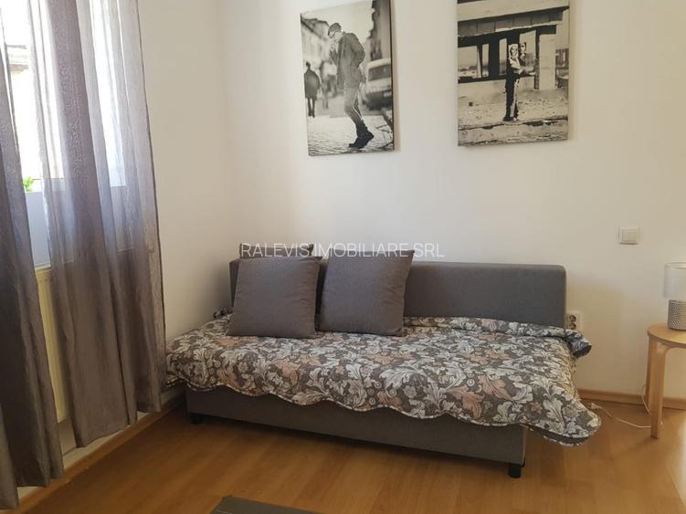 Inchiriere garsoniera Stefan cel Mare, centrala proprie, parter inalt, 400 euro - 3