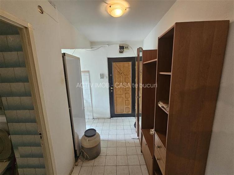 Resita, 2 Cam. Mobilat+Utilat, Micro 2 - 10