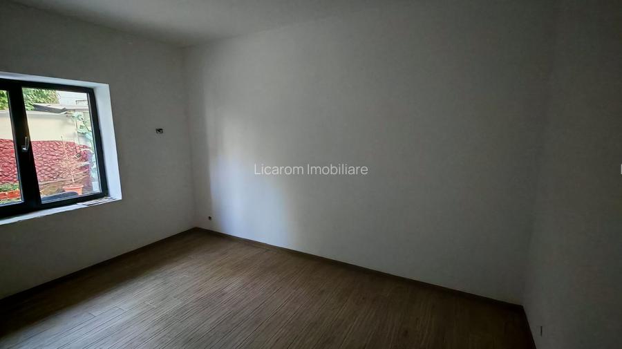 Casa P+E, 4 camere , Racadau Carpatilor -LIDL- curte comuna. - 22