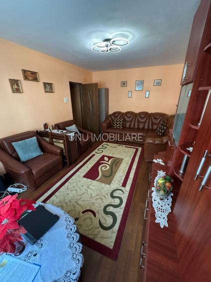 2 camere decomandat 52mp zona nicolina 1 in spate la lidl - 4